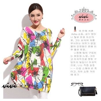 ViVi韓系美衣 中大尺碼˙圓媛美人秋季新款抽像塗鴉寬鬆蝙蝠袖針織薄毛衣